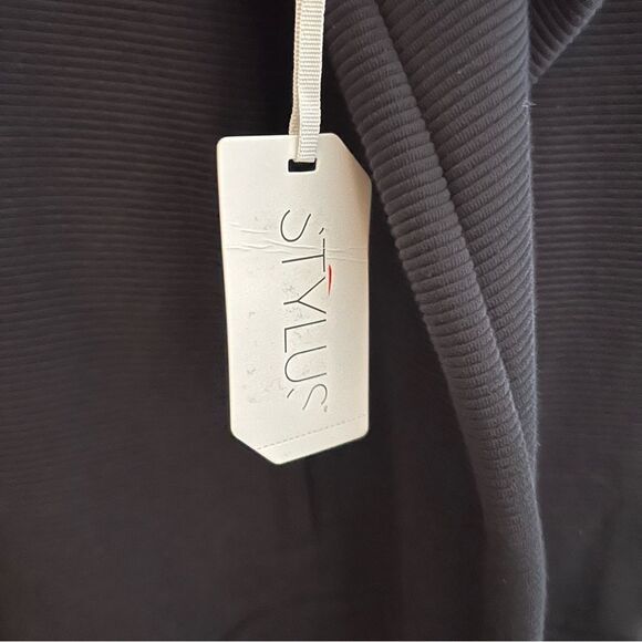 STYLUS 3X NWT🏷 Quarter-zip Black collared sweatshirt soft ribbed texture - Picture 8 of 11